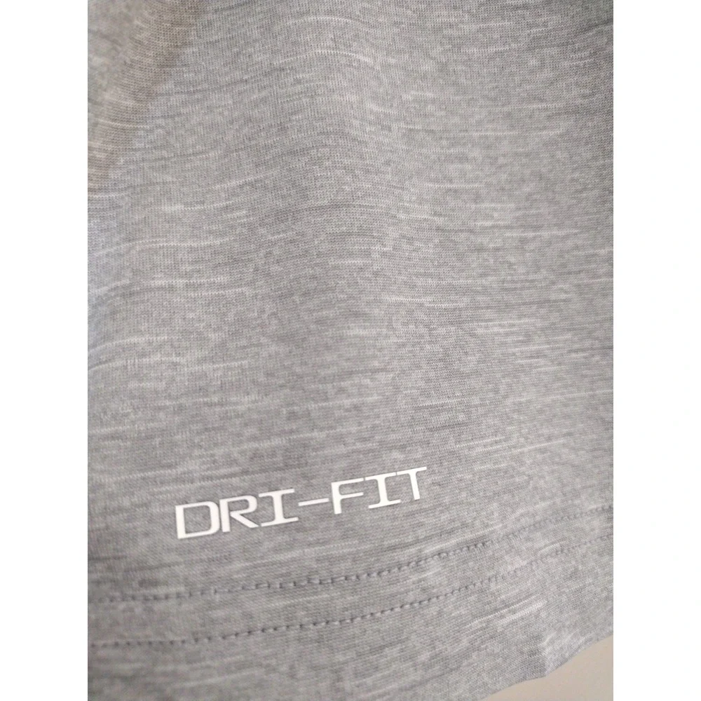Nike Swim Top Men M Gray Dri-Fit UPF 40+‎ Hooded Athletic Logo Long Sleeves